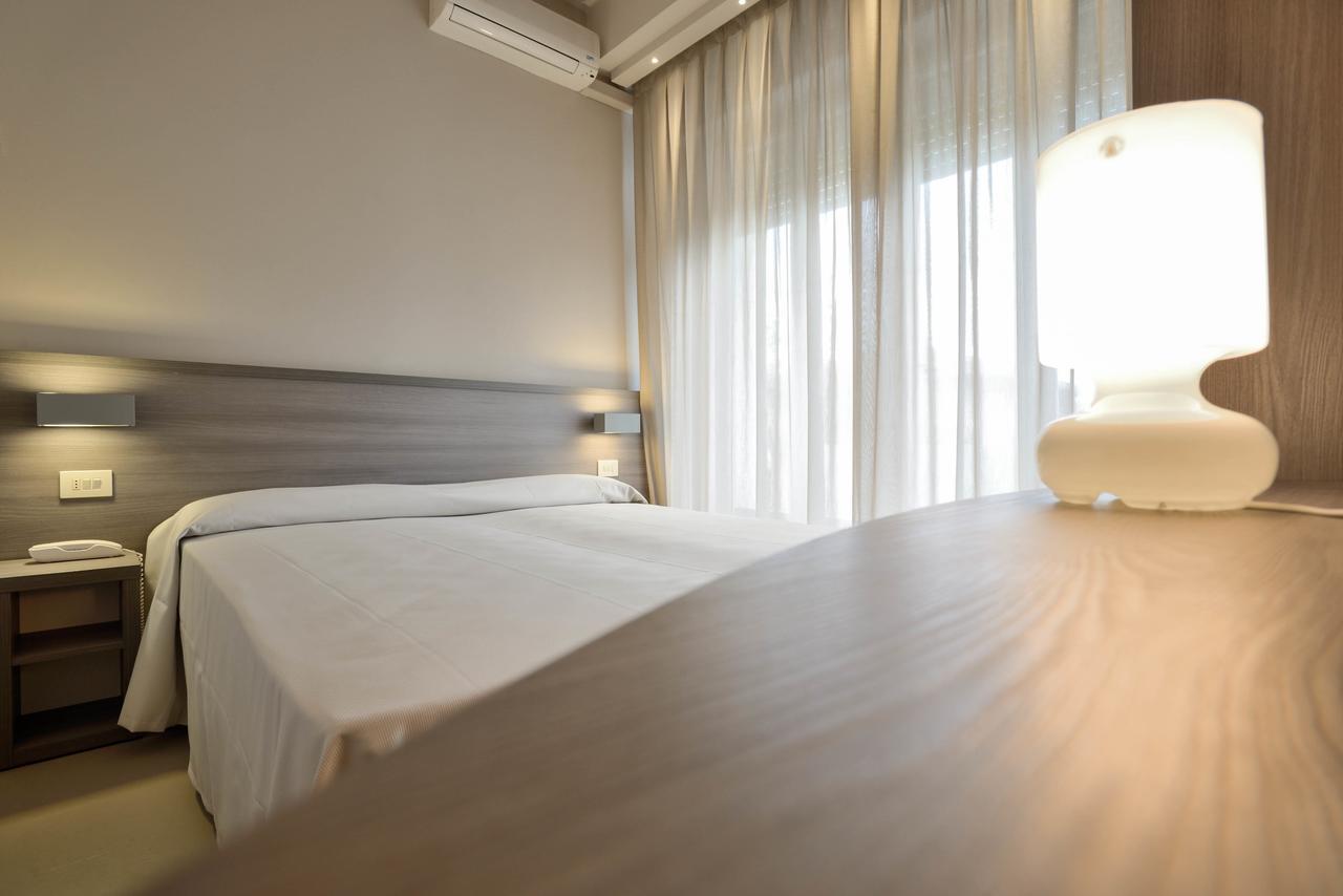 Hotel Crystal Marina di Pietrasanta Exteriér fotografie