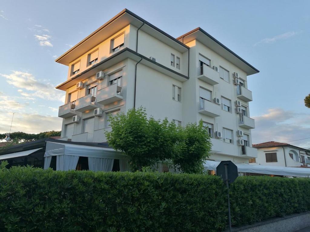 Hotel Crystal Marina di Pietrasanta Exteriér fotografie